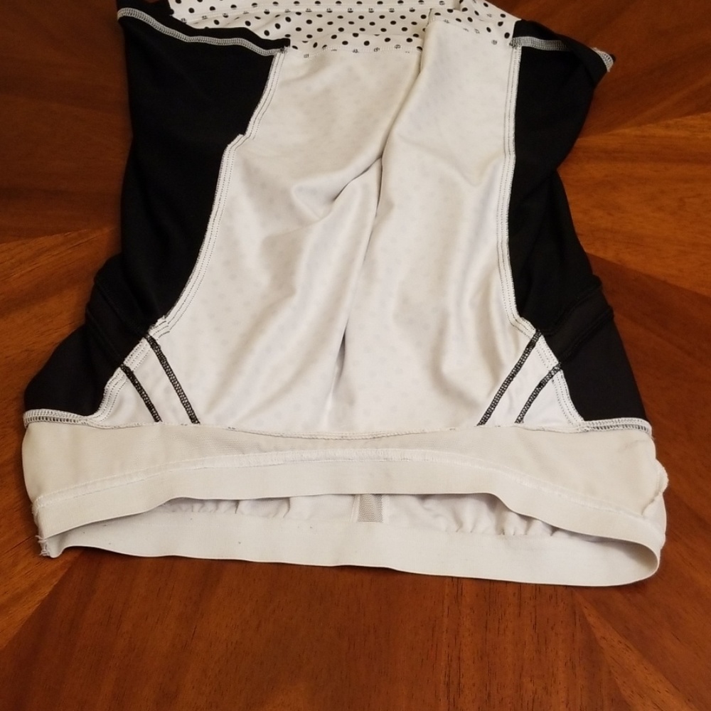 Athleta black polka dot racer back tank top M208 - Picture 6 of 7